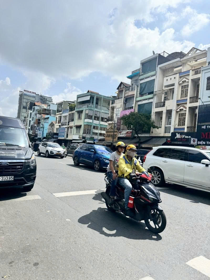 Bán nhà Mặt tiền Dương Bá Trạc - gần khu Trung Sơn, 4,5x17m, 2 Tầng - 2 PN, 15,6 tỷ. - Ảnh 4