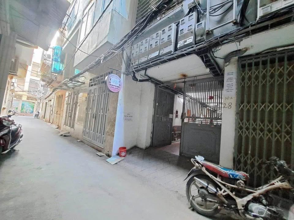 Chính chủ bán căn hộ ccmn, ngõ 93 Phố Vũ Tông Phan, 35m2, nhà đẹp, ngõ thông, gần phố + ngã tư sở - Ảnh 5
