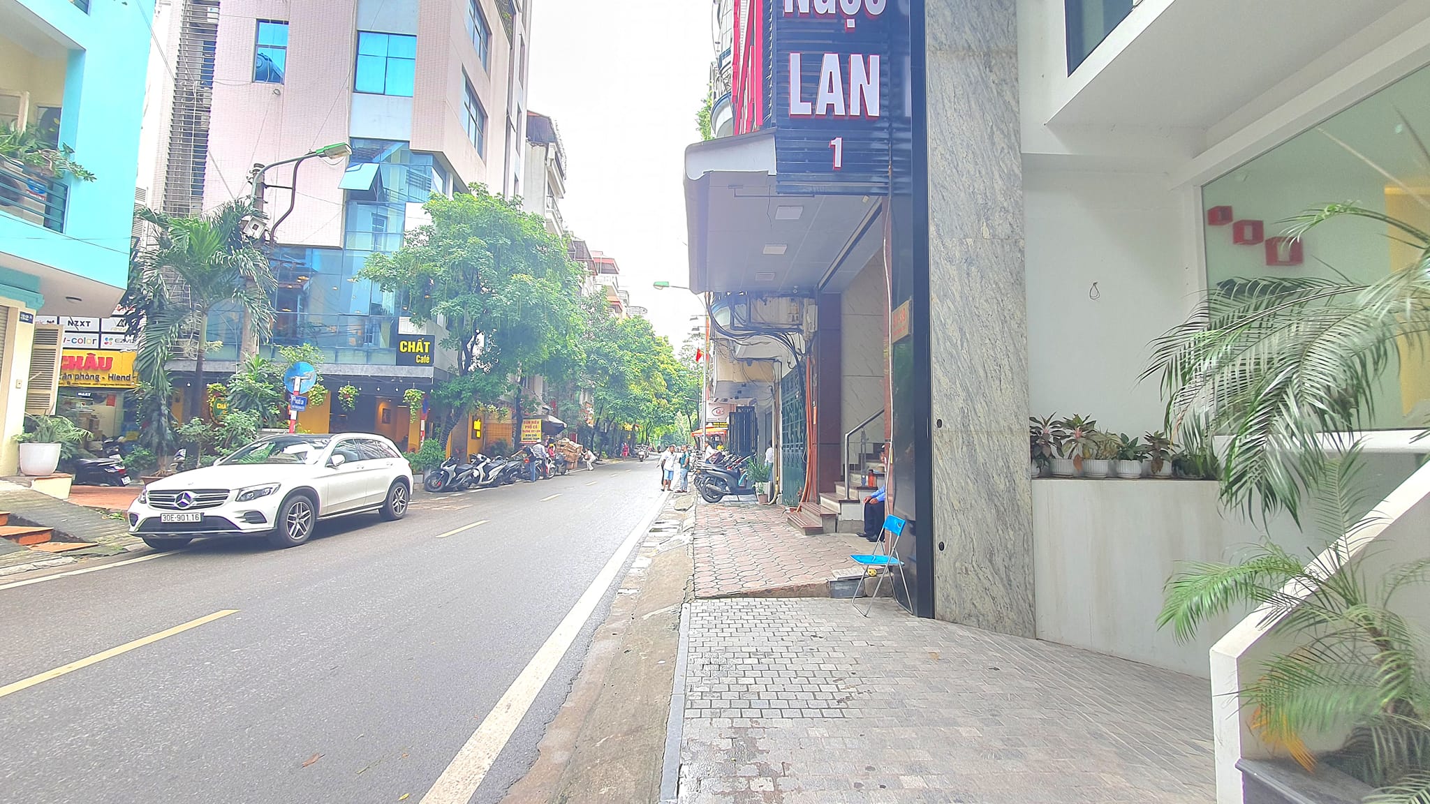 BÁN GẤP NHÀ PHỐ HOÀNG CẦU, PHÂN LÔ Ô TÔ TRÁNH_DT 130M2, 4 TẦNG, MT 8M, 40TỶ - Ảnh chính