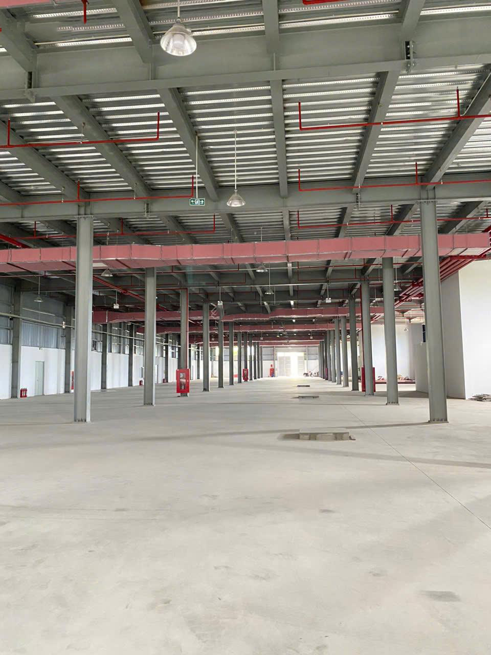 Cho thuê kho xưởng DT 2600m2 tại Lệ Chi Gia Lâm Hà Nội xây hai tầng - Ảnh 2