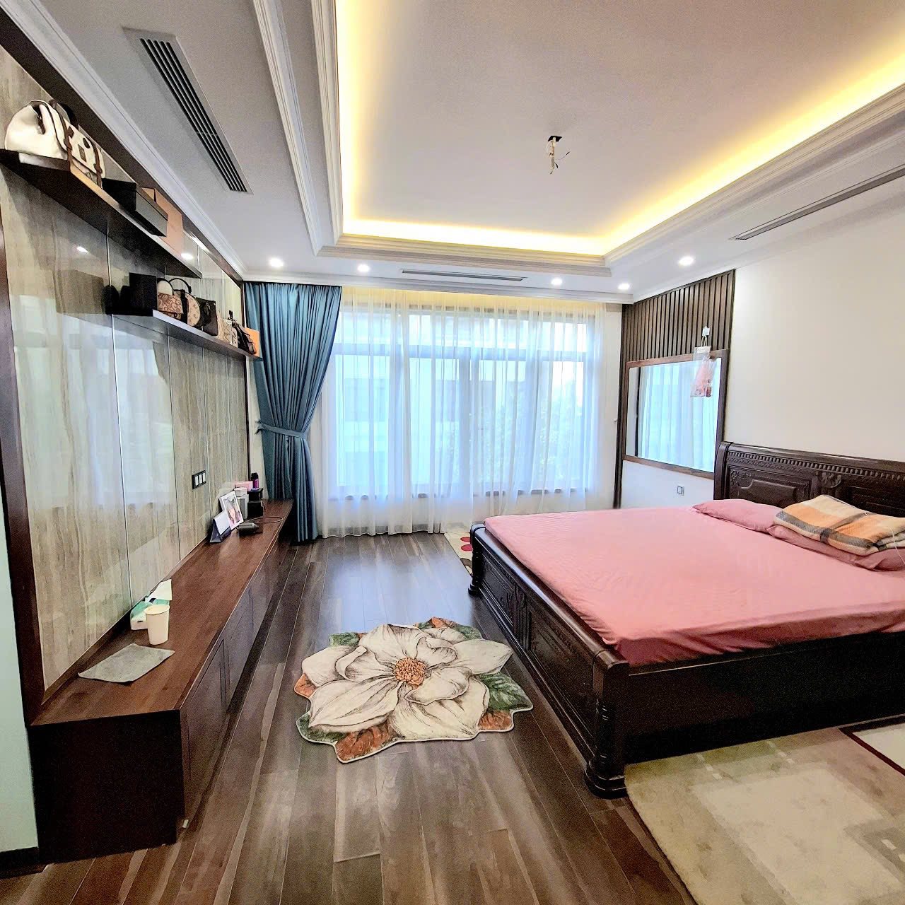 Bán nhà C4 mặt phố Nam Từ Liêm mặt tiền siêu khủng 8 mét diện tích 160 m2 giá chỉ 40 tỷ - Ảnh 1