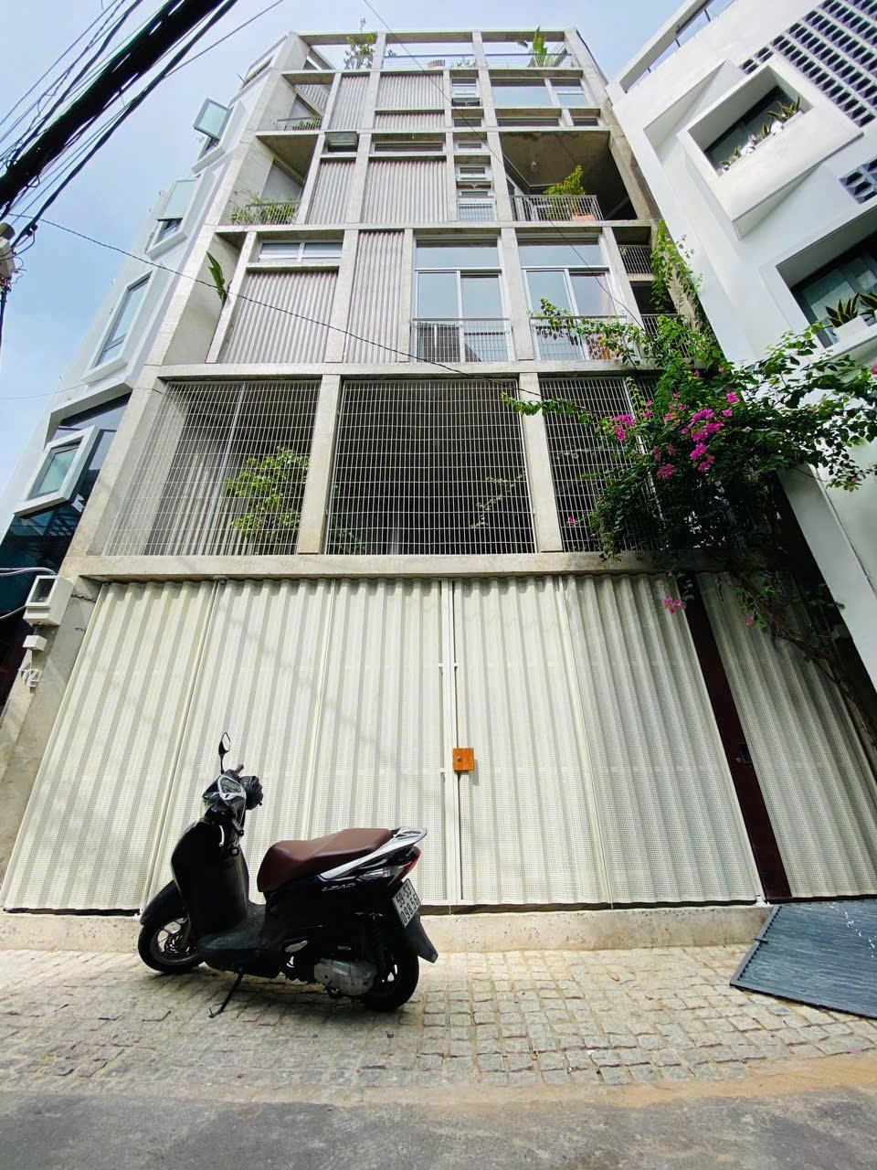 Nhà 4 tầng + lửng, thang máy, 11 phòng – MT Nguyễn Duy, Bình Thạnh – Giá 19 tỷ! - Ảnh chính