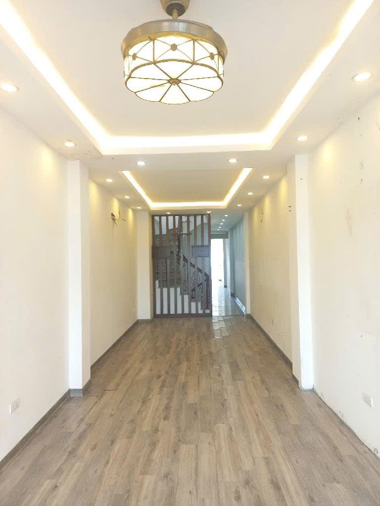 Bán gấp nhà mặt phố Nghi Tàm, hai thoáng trước sau, 6 tầng thang máy - Ảnh chính