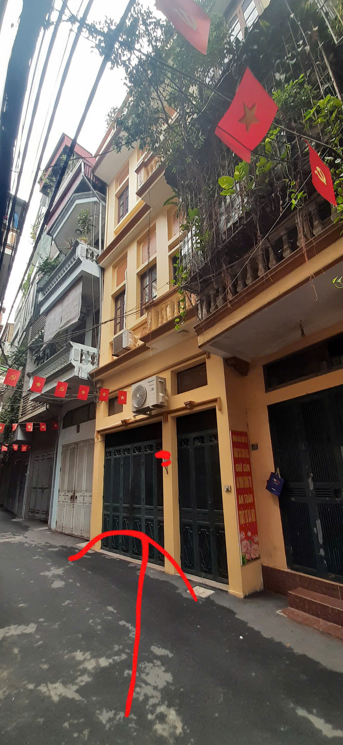 Bán nhà Nguyễn Viết Xuân, Nhà đẹp long lanh, Giá hơn 12 tỷ - Ảnh chính