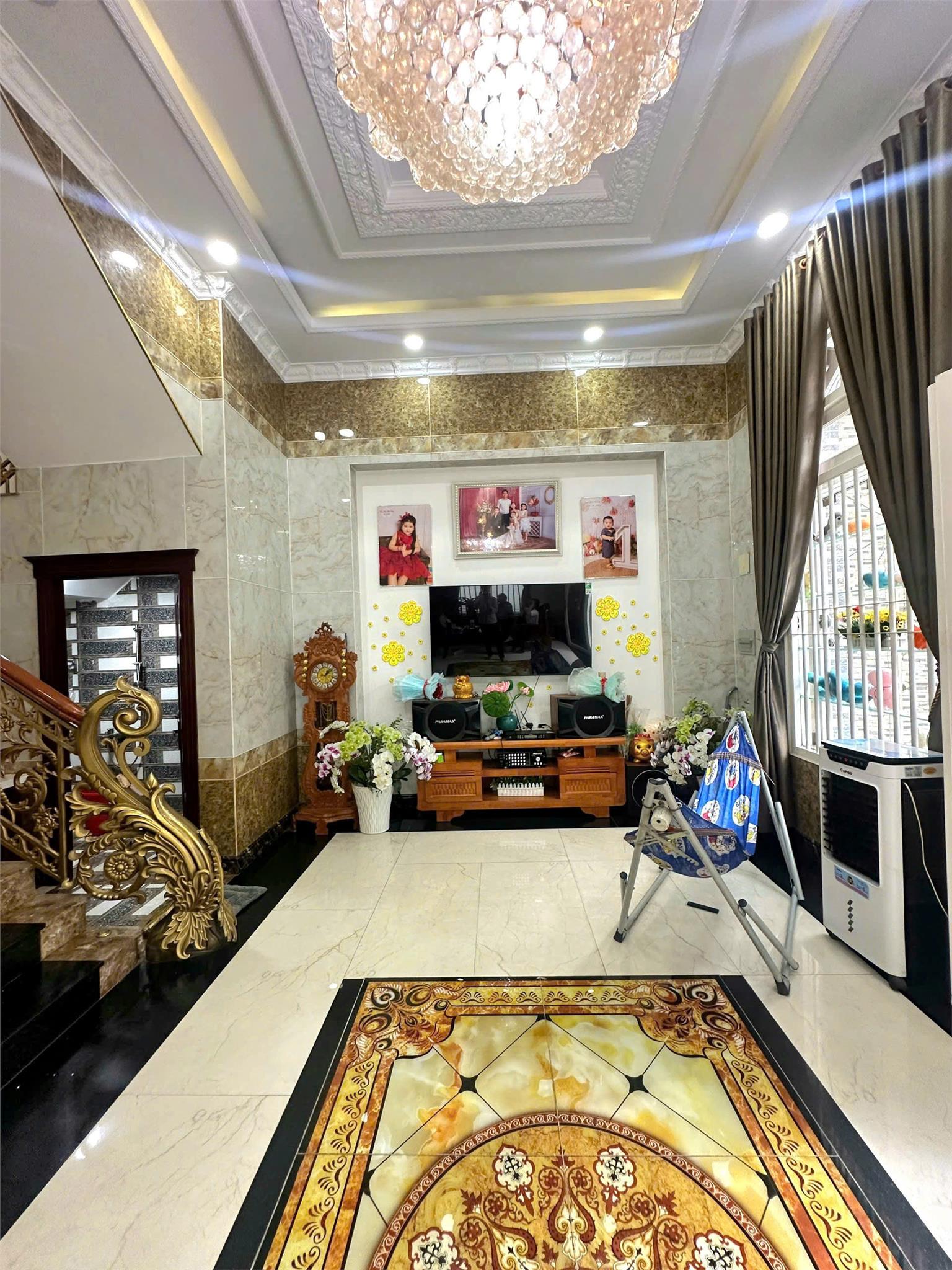 **Xíu 13Tỷ-Biệt thự góc 2 mặt tiền  đường số 11 gần Aeon Tân Phú. Mới Đẹp Vào Ở Ngay - Ảnh 1