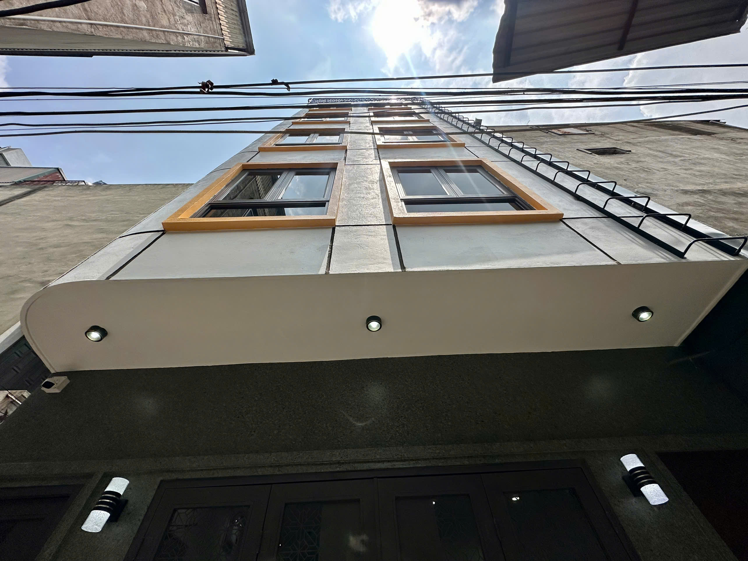 (Tin thật 100%) Bán tòa CHDV lô góc 49m2 x 13CH ở Tu Hoàng - Dòng tiền 720 triệu/năm - Cách phố 45m - Ảnh chính