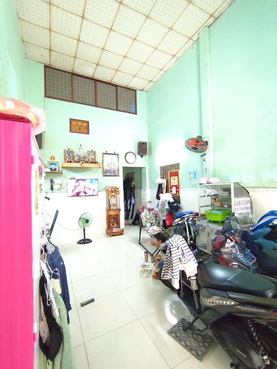 Bán nhà riêng DT 65m2, Hẻm xe tải Đường Hòa Bình, Quận Tân Phú - Ảnh 1