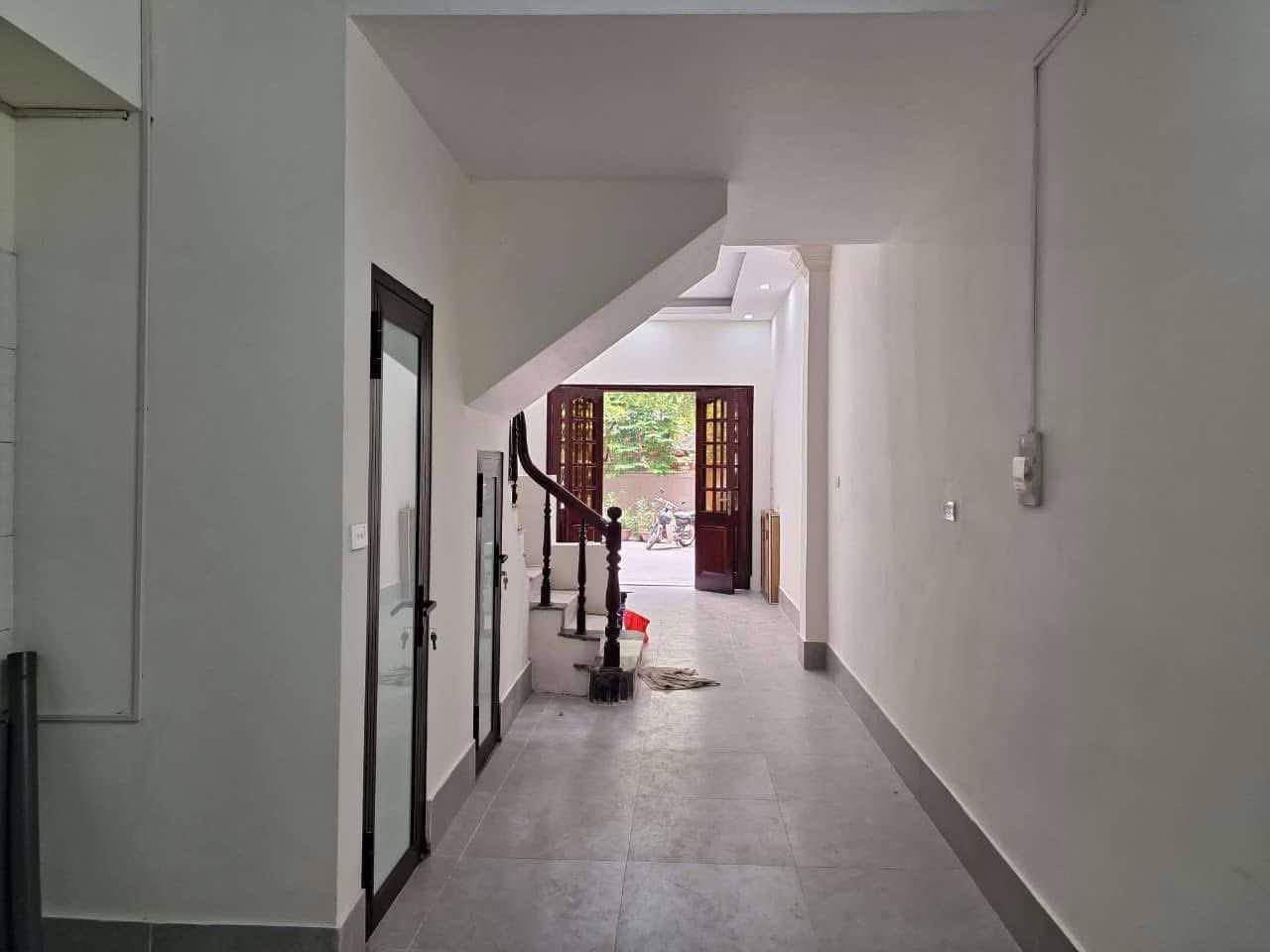CHO THUÊ Lạc Long Quân -  Tây Hồ - HN - Ảnh 3