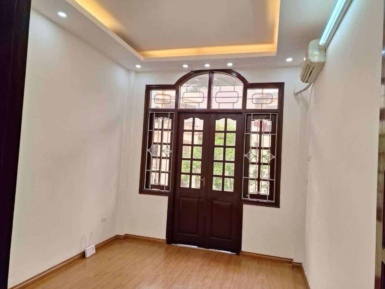 CHO THUÊ Lạc Long Quân -  Tây Hồ - HN - Ảnh 4
