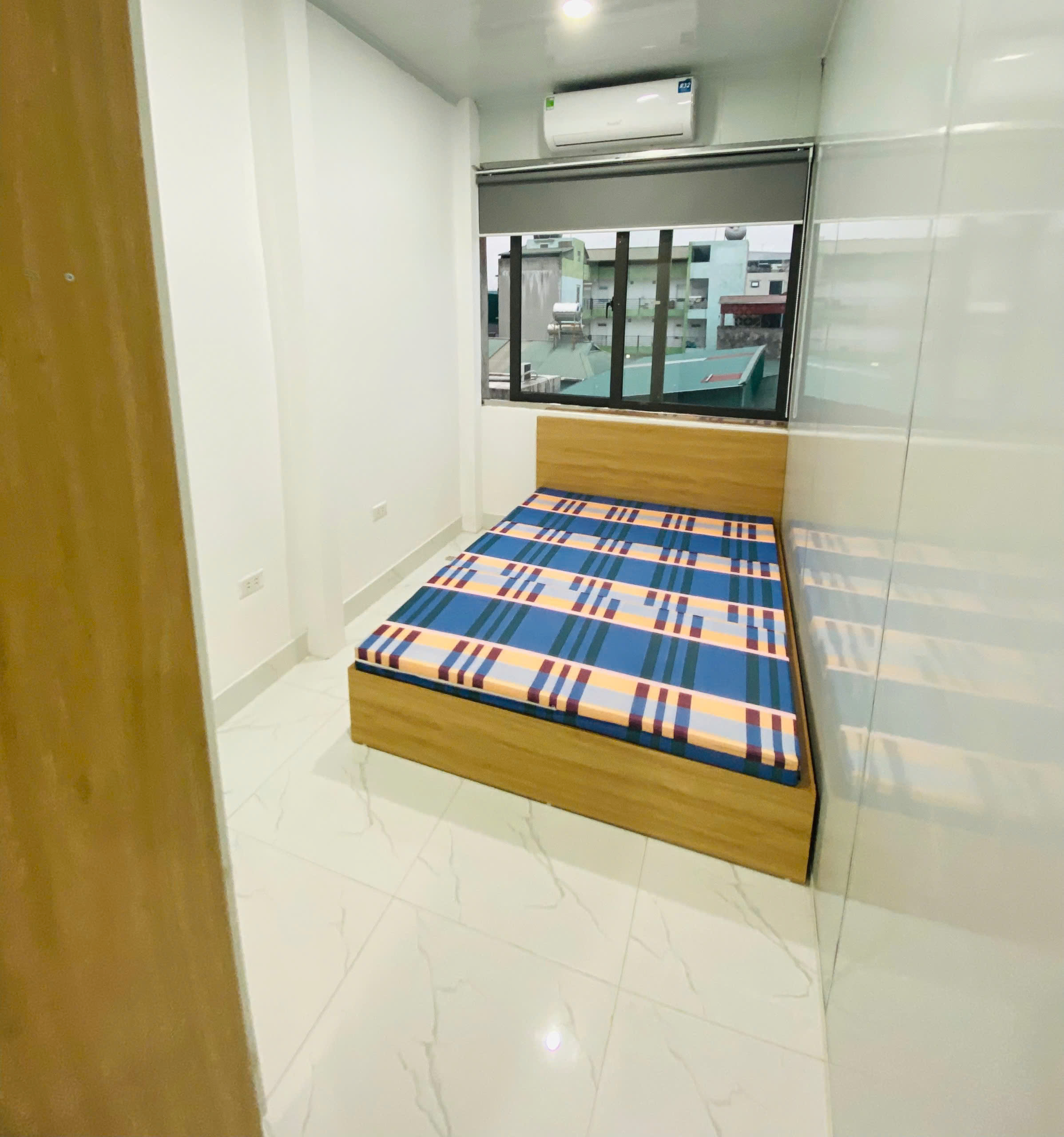 Cho thuê căn 3pn cực đẹp chỉ 8tr5 ngõ 143 Quan Hoa, Cầu Giấy - Ảnh 2