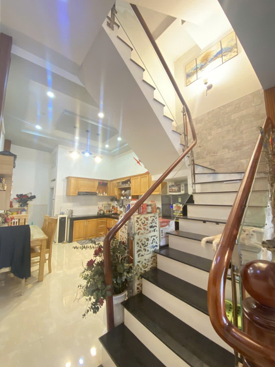 Siêu Phẩm Hương Lộ 3 giáp Tân Phú xe hơi thông 56m2,3 Tầng Nhỉnh 5 tỷ - Ảnh 1