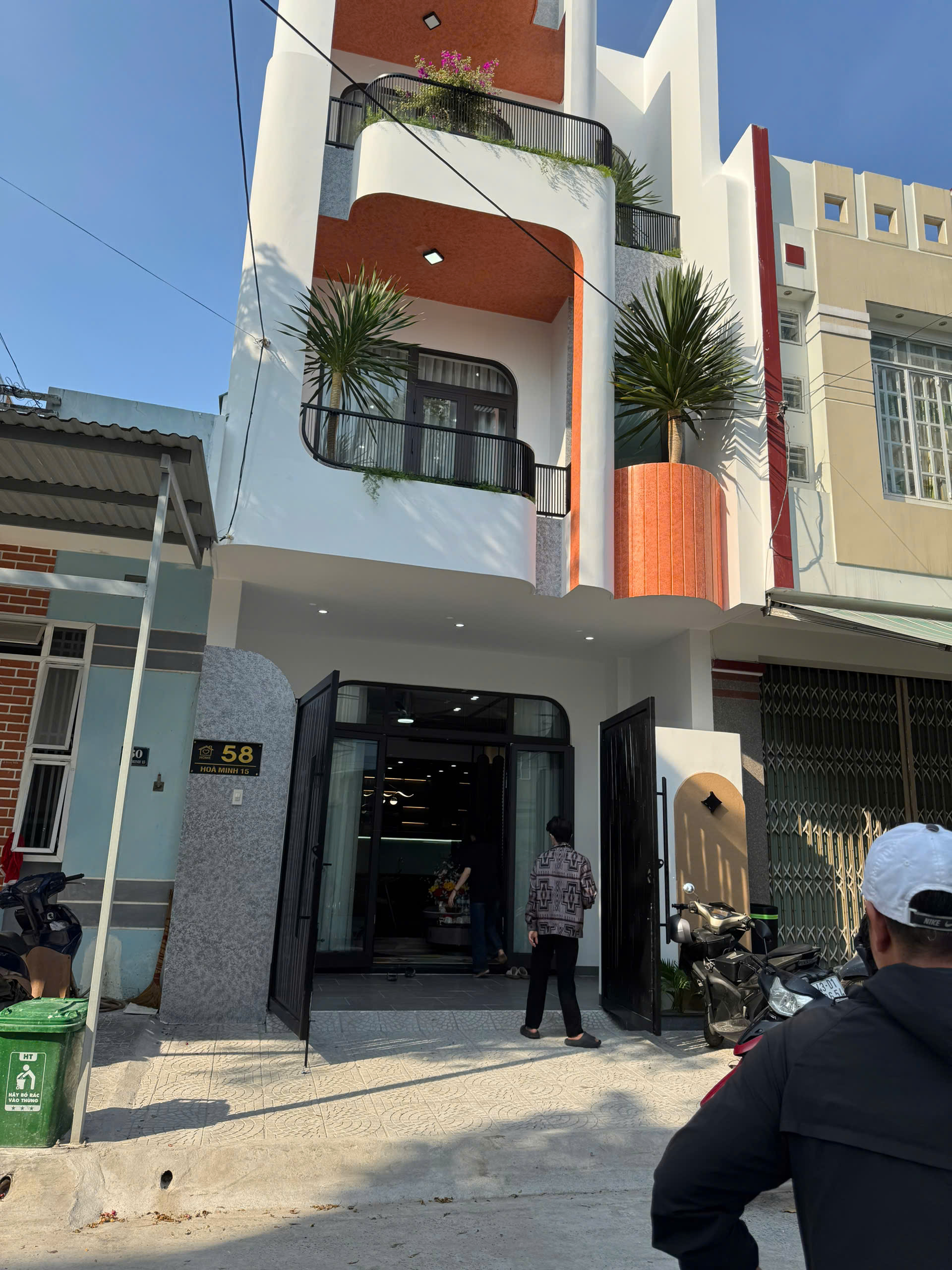 + Trung Tâm Cẩm lệ, Nhà 3 tầng Lê Kim Lăng, đường 7,5m lề 9m, gần sân bay và lê đại hành. - Ảnh chính