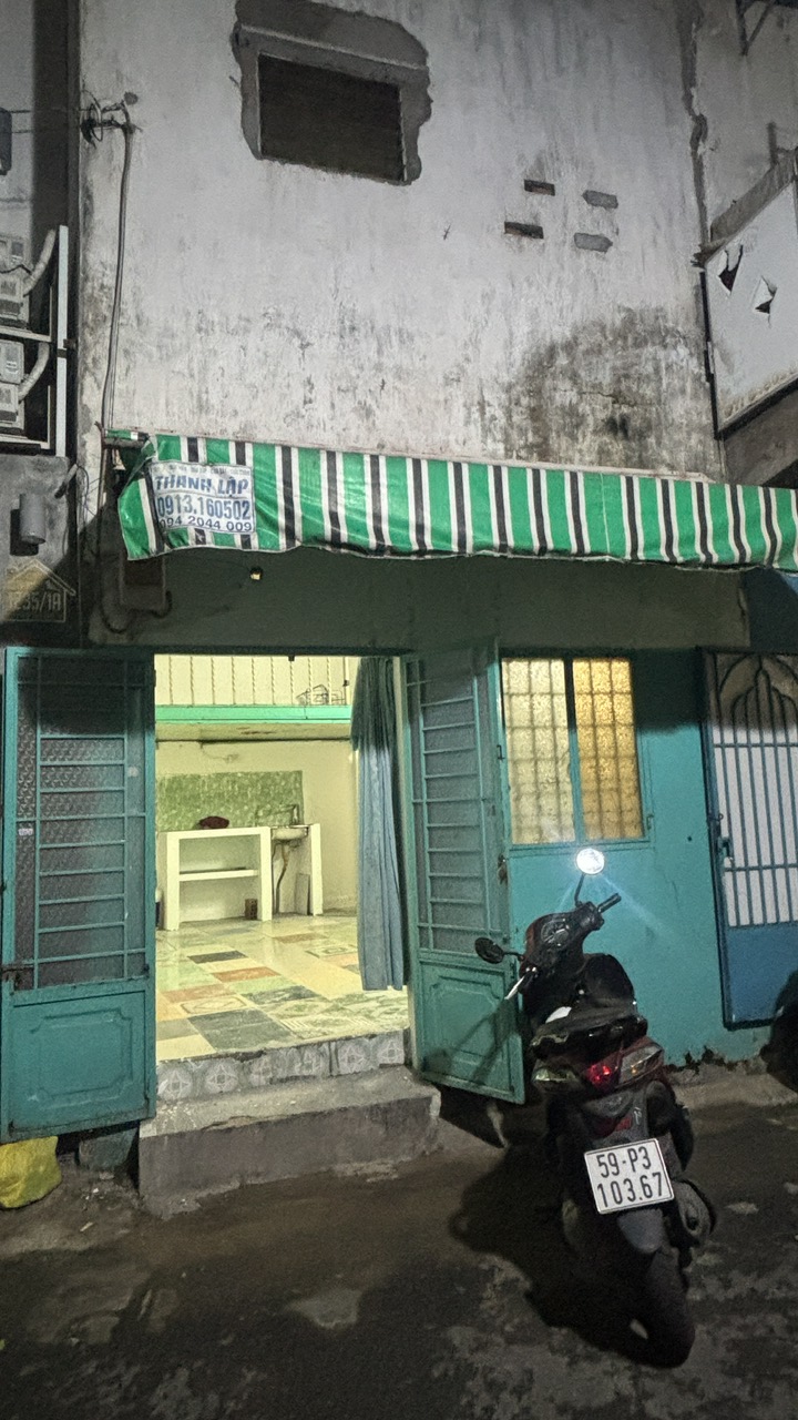 CHO THUÊ NHÀ MẶT TIỀN HẺM 1237 HOÀNG SA – HẺM RỘNG HAI Ô TÔ TRÁNH NHAU - Ảnh 1