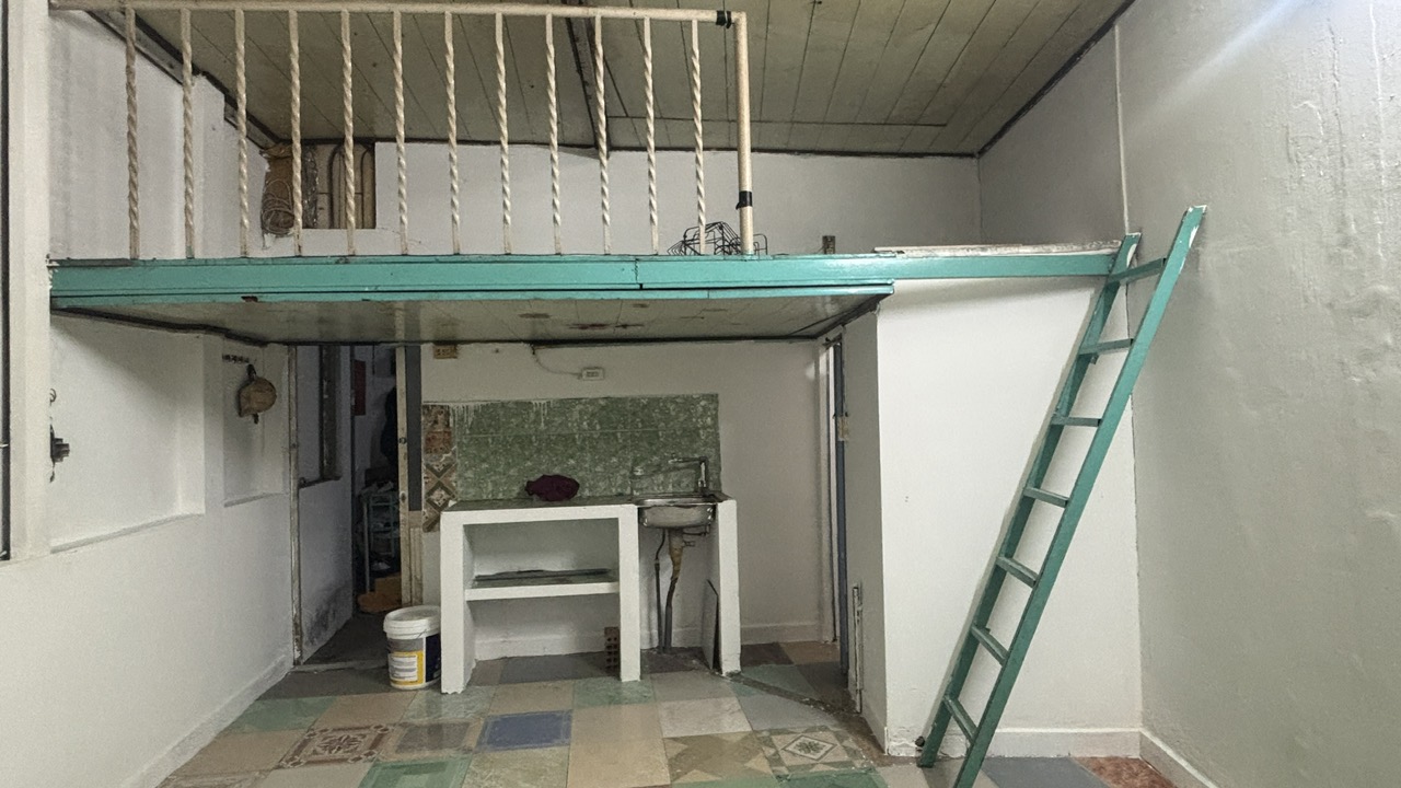 CHO THUÊ NHÀ MẶT TIỀN HẺM 1237 HOÀNG SA – HẺM RỘNG HAI Ô TÔ TRÁNH NHAU - Ảnh 4