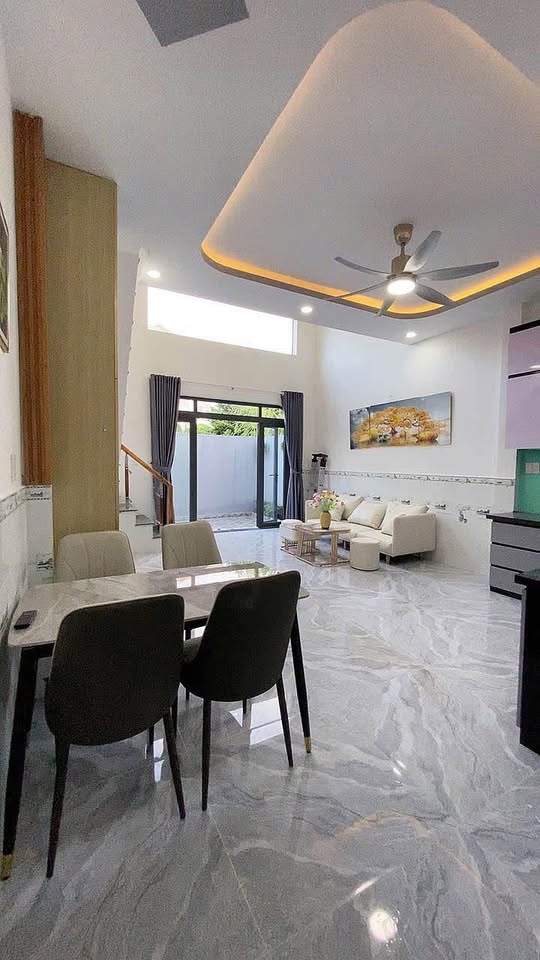 NHÀ 90M2 GẦN BV HỒNG ĐỨC 2, NHÀ ĐẸP CHỈN CHU, GIÁ RẺ CHỈ 2.45 TỶ - Ảnh 1