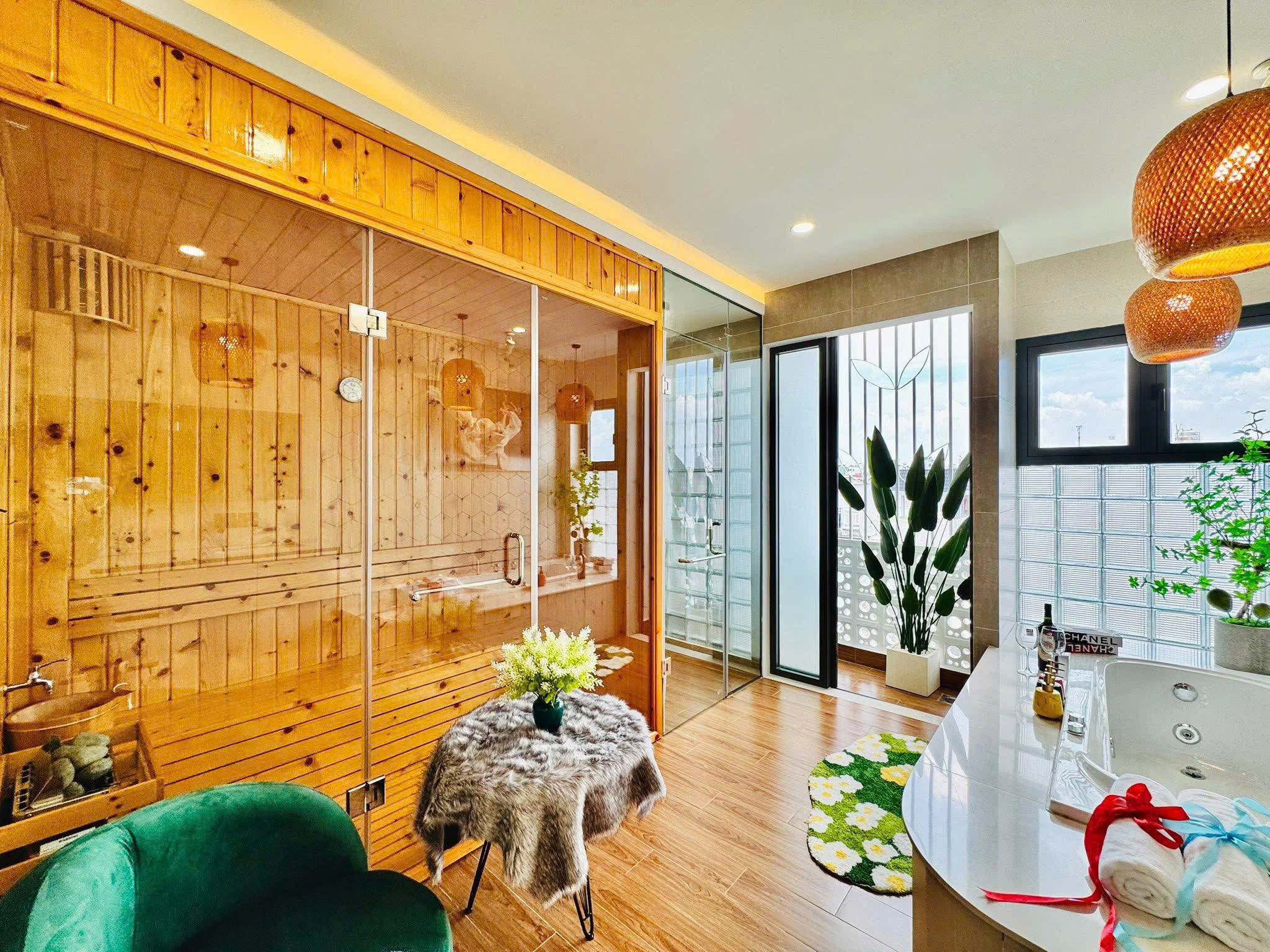 Cần bán căn Biệt thự 3 mặt tiền đường Nguyễn An Ninh - Lê Quang Định, 206m2, giá 39 tỷ - Ảnh chính