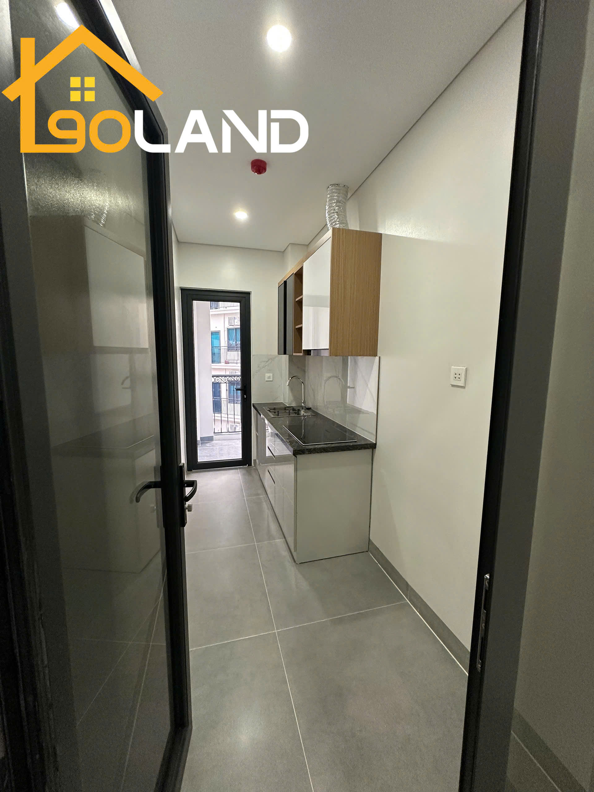 (Cực hiếm) Căn hộ cao cấp 2PN + 2WC 40m2 mới khai trương tại phố Nguyễn Hoàng - Gần bến xe Mỹ Đình - Ảnh 2