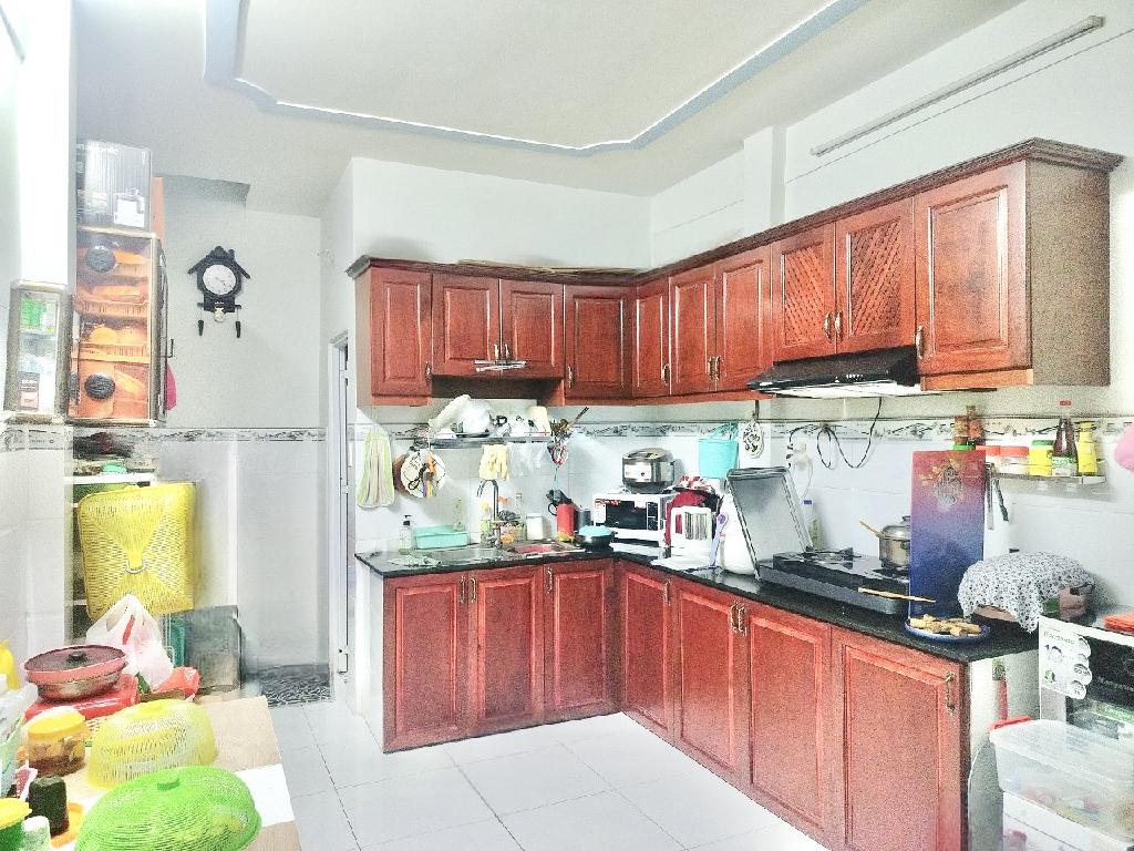 NHÀ ĐẸP - GẦN TRƯỜNG CHINH & PHẠM VĂN BẠCH - HẺM ÔTÔ SÁT MT - DT 52M² - 2 TẦNG NHỈNH 5 TỶ XÍU - Ảnh 3