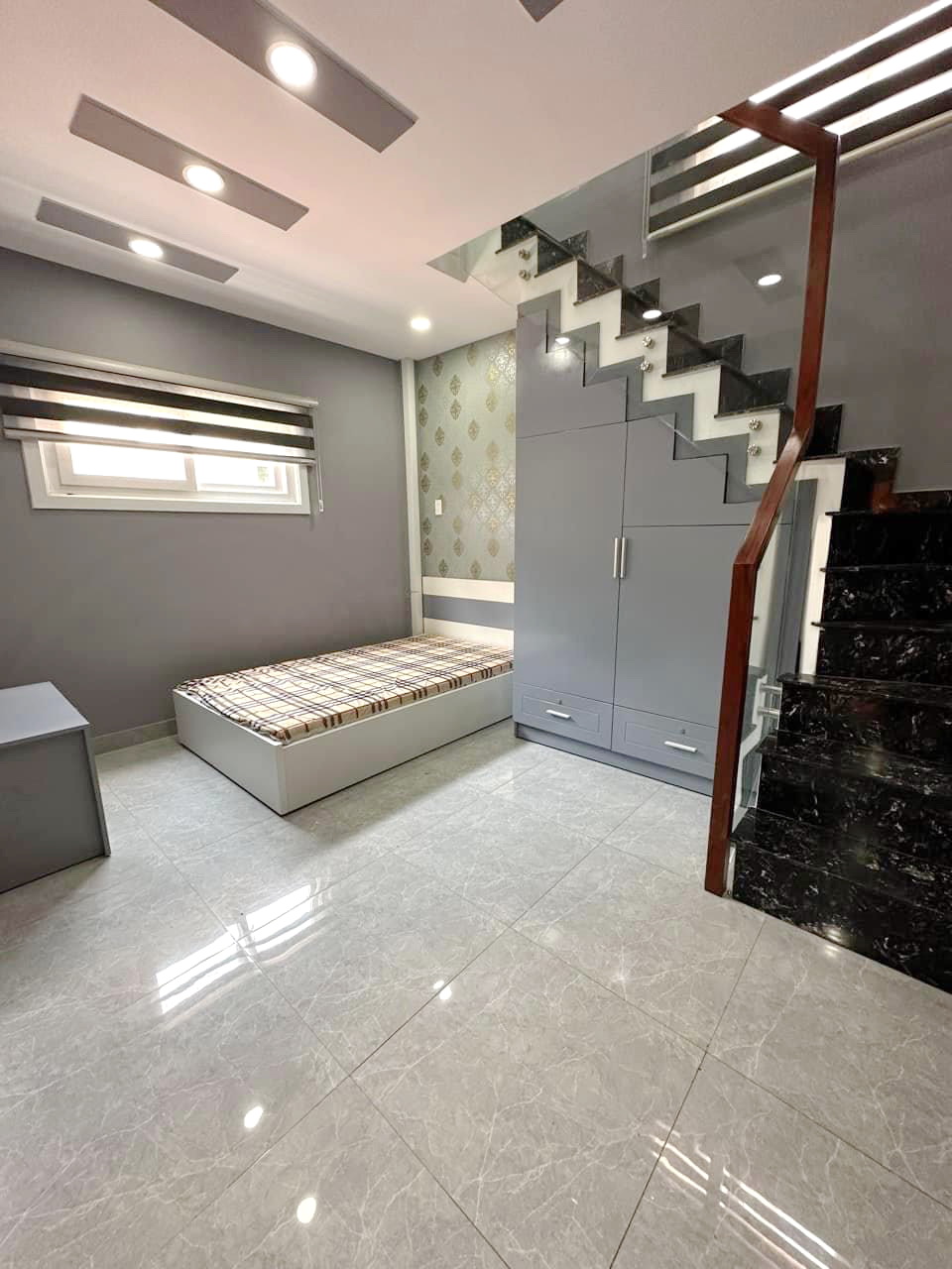 Nhà mới 2 tầng (4.2x15m nở hậu 5.7m) HXH sát đường An Dương Vương P3Q5 - Ảnh 2