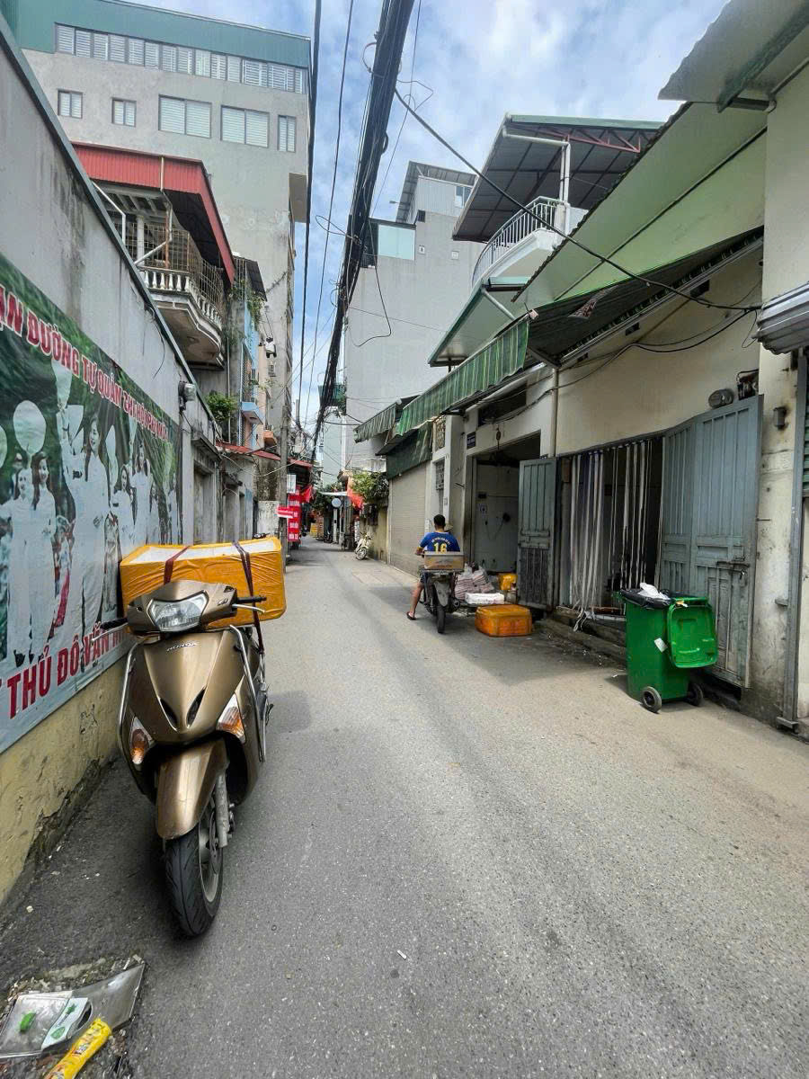 : BÁN NHÀ KHUẤT DUY TIẾN  - Ô TÔ TẢI ĐỖ CỬA - THANG MÁY- NHÀ ĐẸP FULL NỘI THẤT 35m giá chỉnh 10 tỷ - Ảnh 3