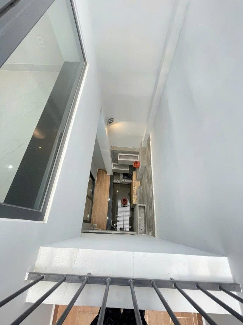 Bán nhà HXH 8m Trịnh Đình Trọng - gần Âu cơ, Lạc Long Quân, 4,8x22m, 3 Tầng, 10,8 tỷ - Ảnh 3
