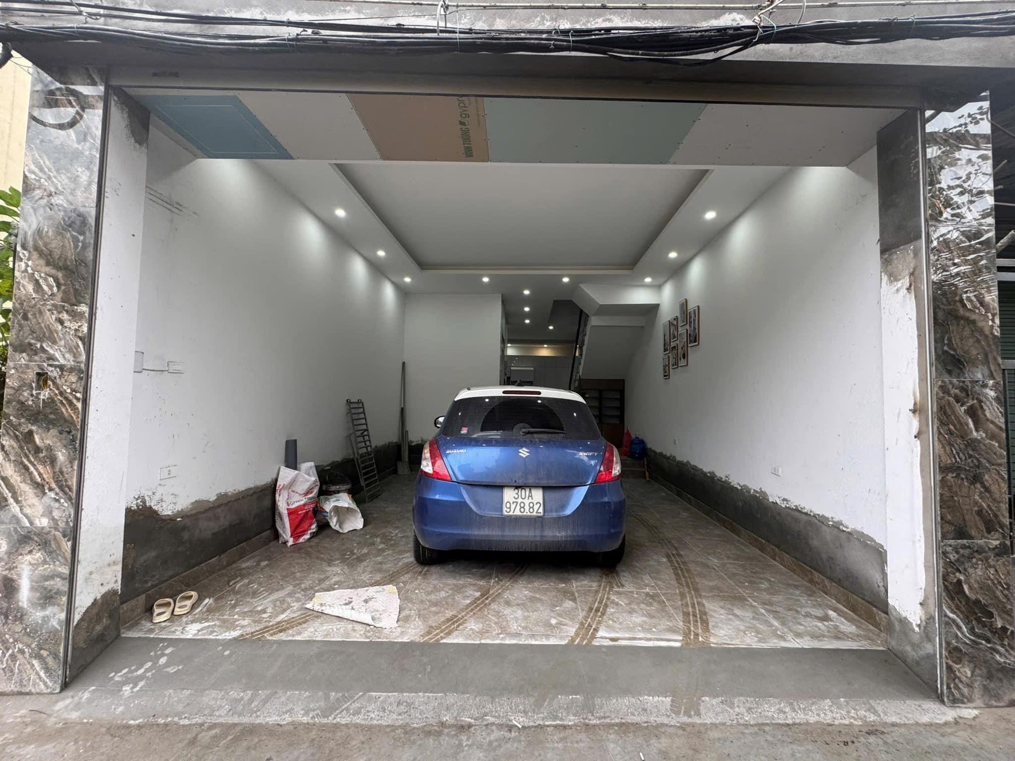 Bán nhà An Dương Vương otô thang máy ,ngõ thông gần Ciputra 65m 6tầng 15.6tỷ - Ảnh chính