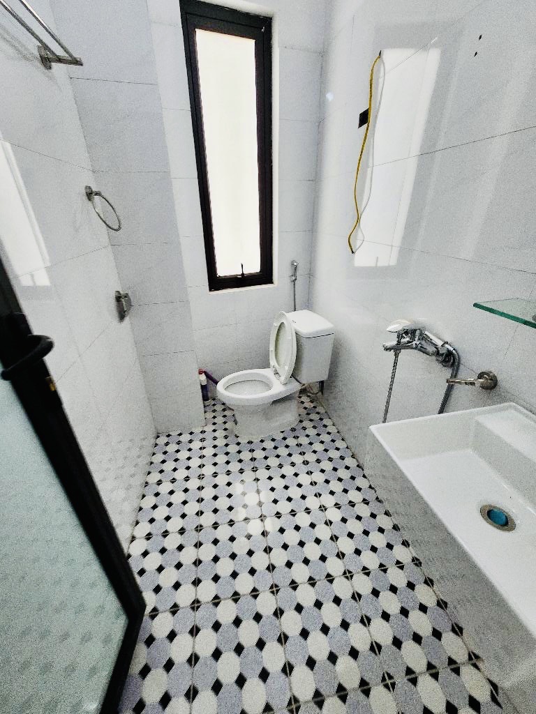 Cần t.i.ề.n bán gấp nhà phố LÔ GÓC 33m MT 11m, 2 THOÁNG - hiện đang KINH DOANH phòng khám giá hơn - Ảnh 3