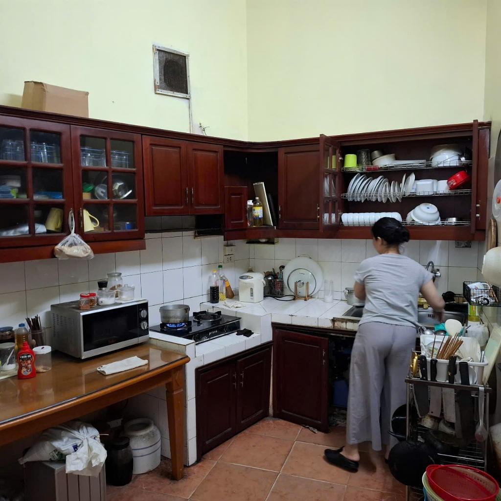 Bán nhà ngõ Gốc Đề Minh Khai dân xây ba gác tận cửa 20m ra ô tô 41m2 giá 7.4 tỷ - Ảnh 1