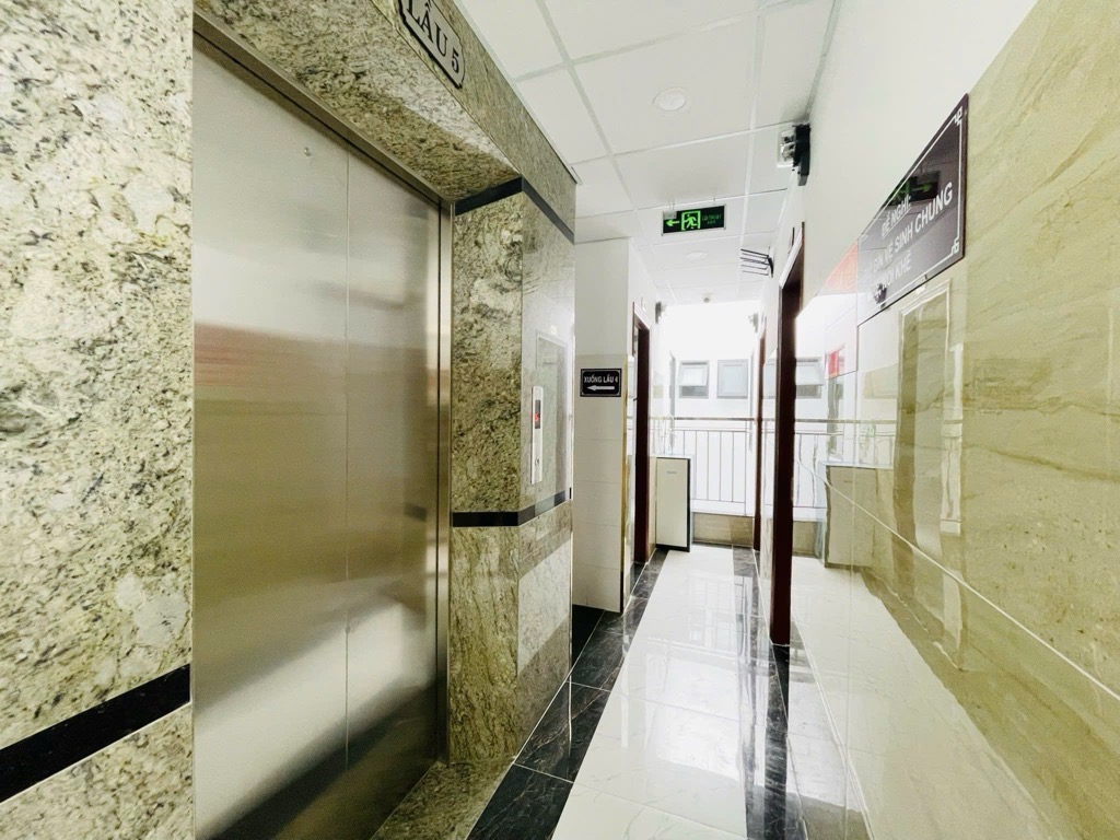 BÁN NHÀ TRỌ MẶT TIỀN NGUYỄN THÁI HỌC – 20 PHÒNG – THANG MÁY – THU NHẬP 85TR/TH – CHỈ 20 TỶ - Ảnh chính