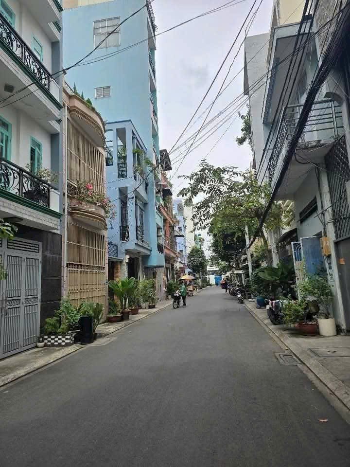 NHÀ ĐẸP CHÍNH CHỦ - GẦN TRƯỜNG CHINH & PHẠM VĂN BẠCH TB - HẺM ÔTÔ THÔNG - 76M² - 2 TẦNG CHỈ HƠN 6 TỶ - Ảnh 1