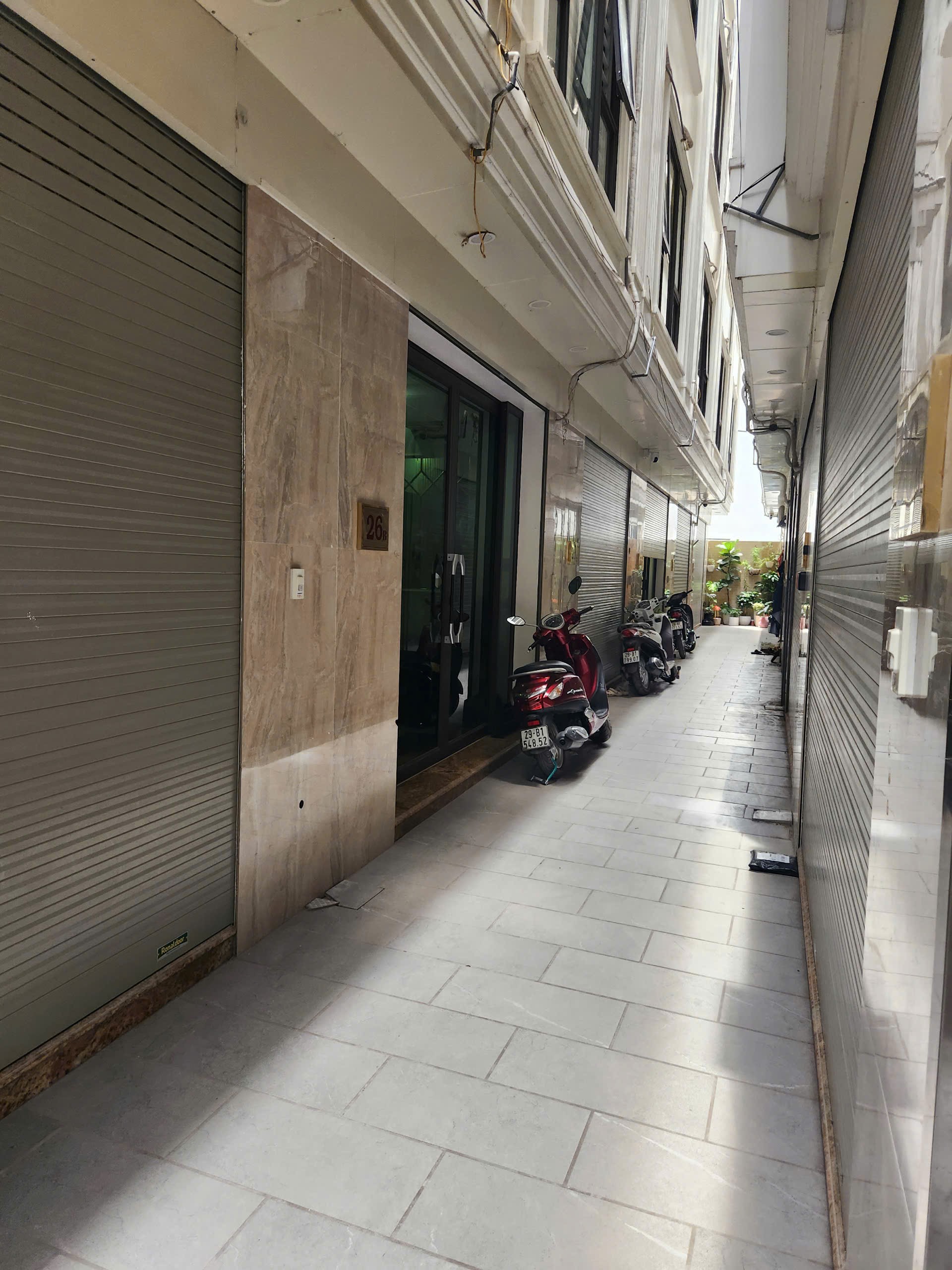Bán nhà đẹp Đội Cấn, ngõ ô tô, đang cho thuê 20 triệu/tháng - Ảnh 4