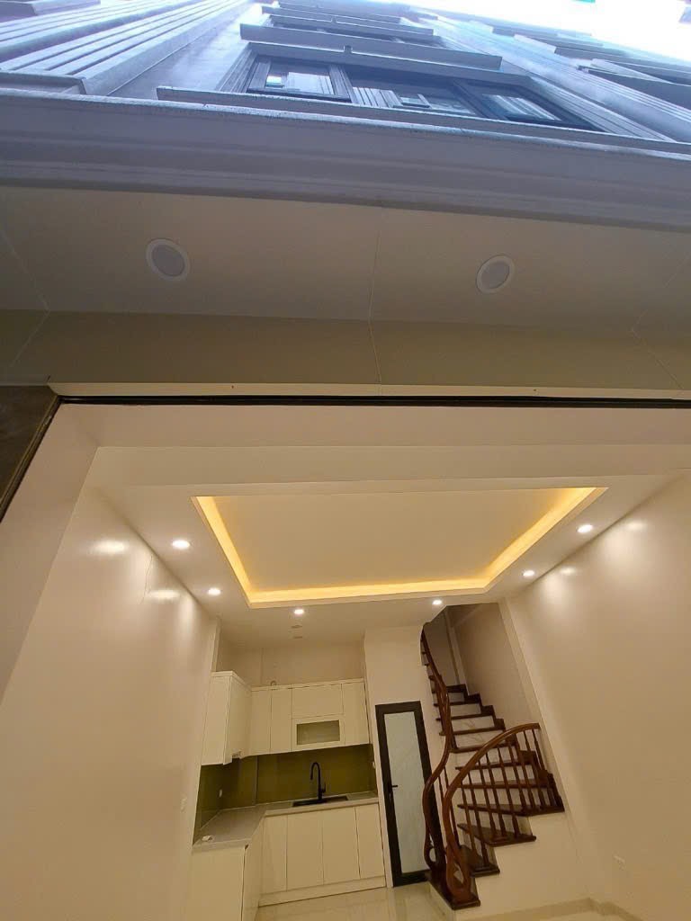 Bán nhà đẹp Đội Cấn, ngõ ô tô, đang cho thuê 20 triệu/tháng - Ảnh 3