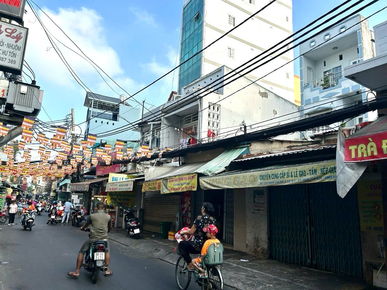 BÁN NHÀ MẶT PHỐ ĐOÀN VĂN BƠ, Q.4 - 88M2, 1 TẦNG, 11.8 TỶ - SỔ HỒNG CHÍNH CHỦ - Ảnh 2