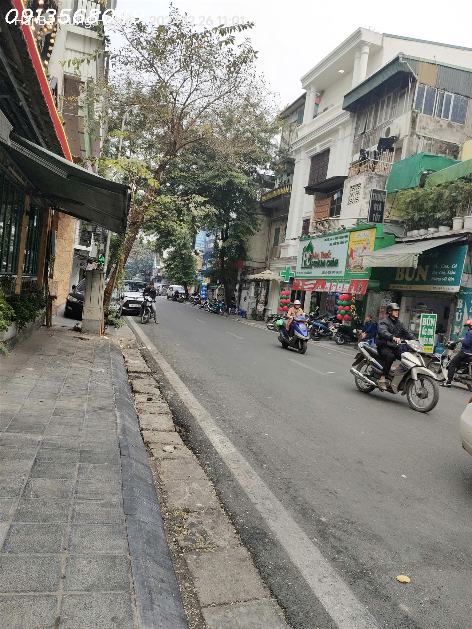 Cho thuê mặt phố Ngô Thì Nhậm 120m, 3 tầng, mặt tiền 7m, vỉa hè 15m,110 tr/th Hai Bà Trưng. - Ảnh chính