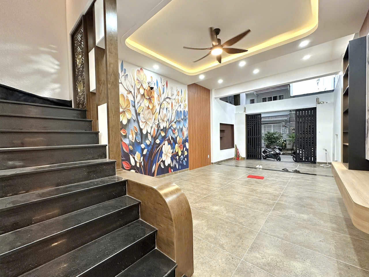 NHÀ MỚI CHÍNH CHỦ - ĐẶNG THÙY TRÂM - P13 BÌNH THẠNH - 4 TẦNG BTCT - 75M2 - ĐƯỜNG 8M - GẤP BÁN 13.8 - Ảnh 2