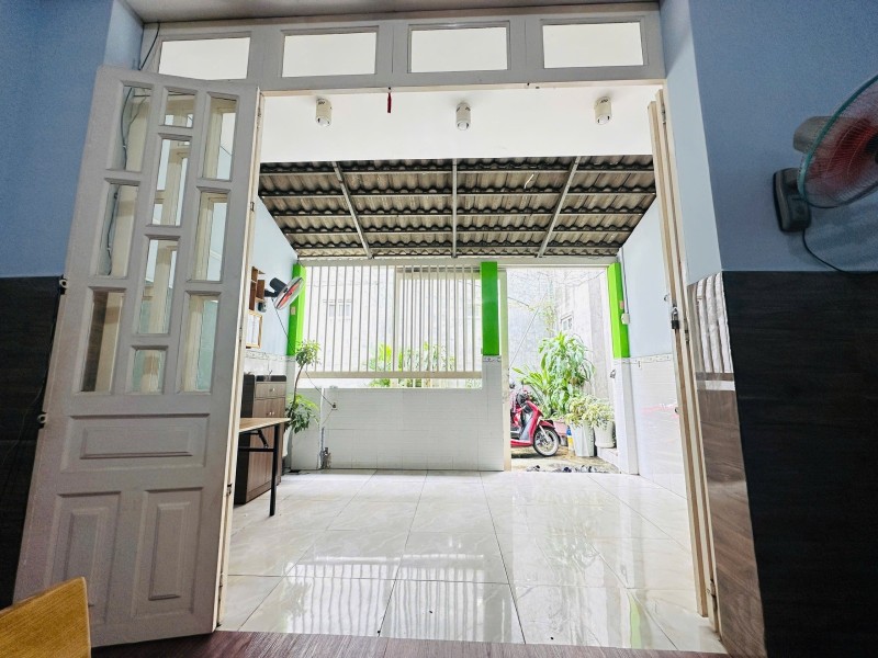 Bán nhà 3 Tầng 108m² Dĩ An,SHR đường xe hơi,gần chợ Đoàn Thị Kia - Ảnh 4