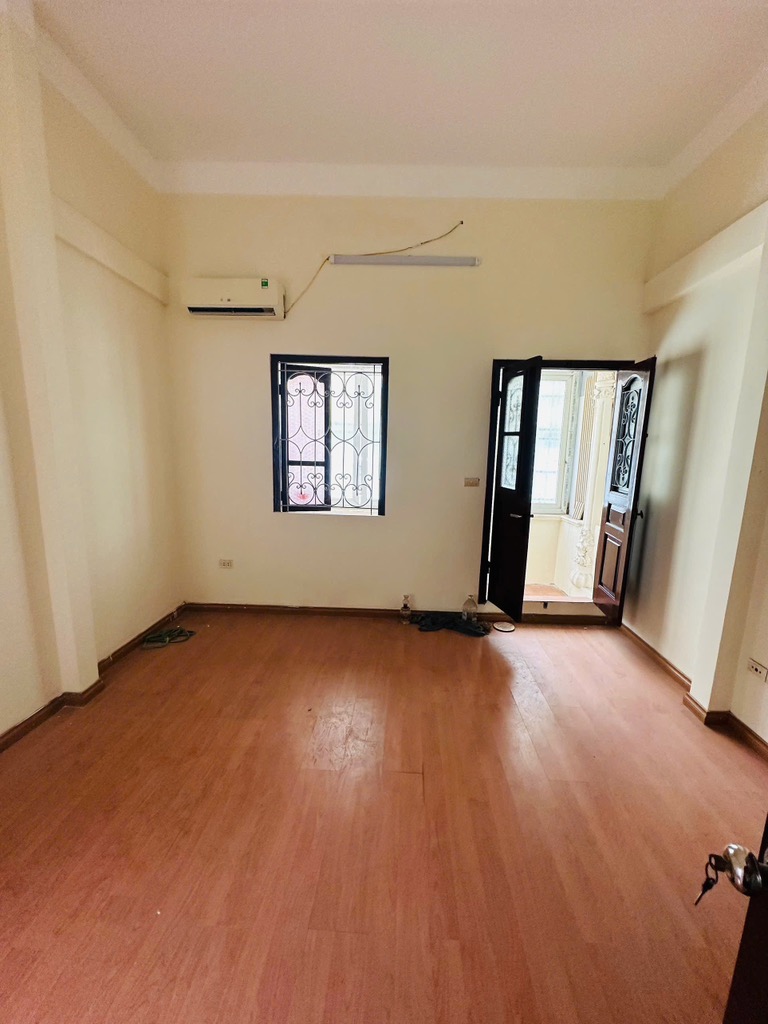 Bán nhà chính chủ phố Hồng Mai dân xây khung cột 30m ra phố 33m2 giá 6.9 tỷ - Ảnh 2