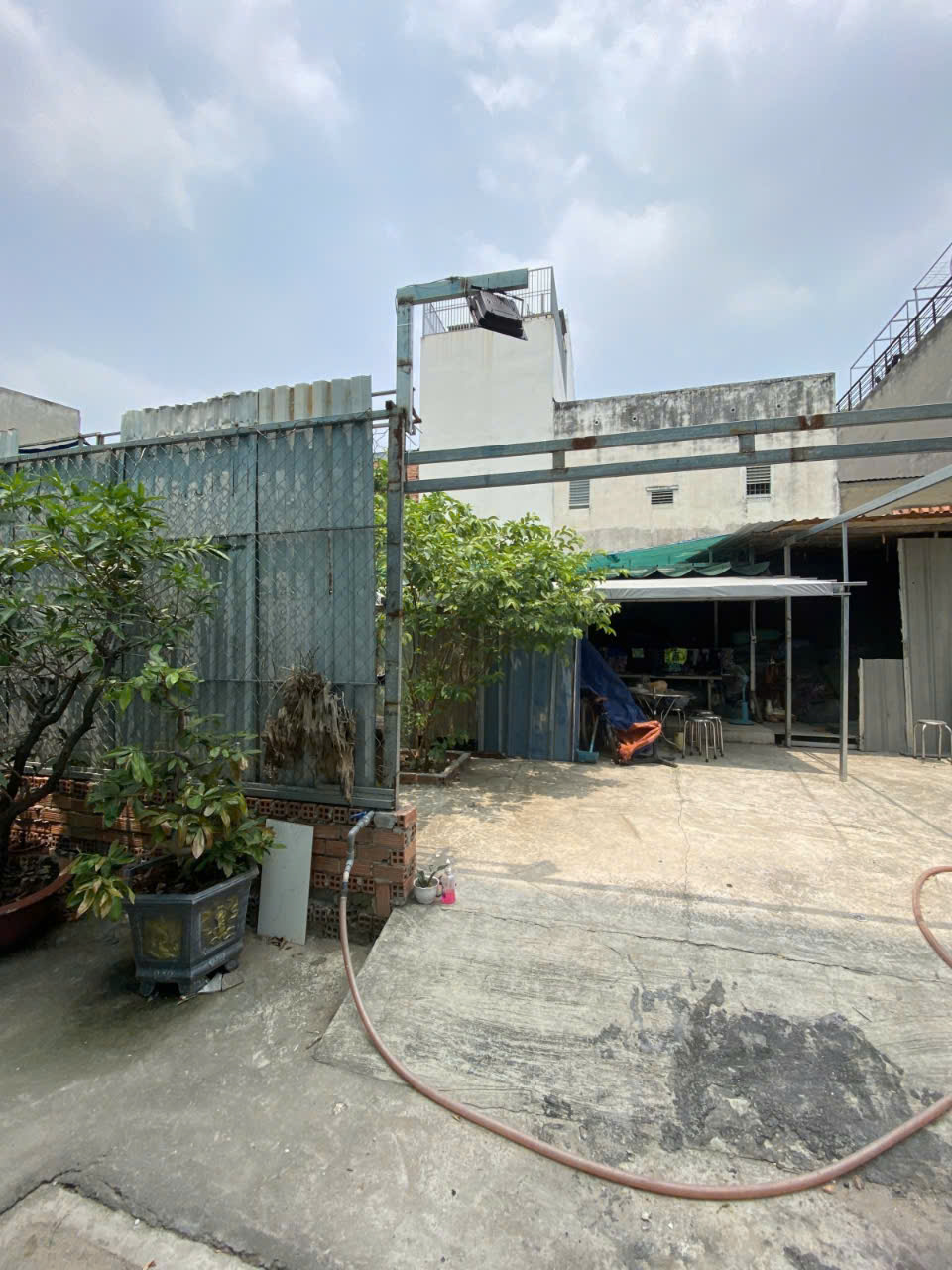 Bom Tấn diện tích khủng Hương Lộ 3 giáp Tân Phú hẻm 6m 256m2,12 tỷ - Ảnh 2