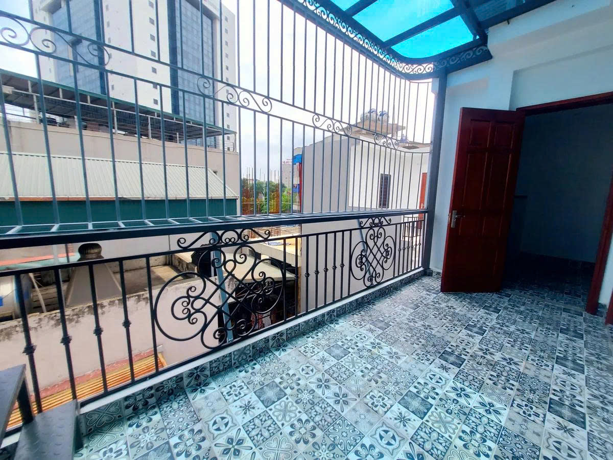 NHÀ ĐẸP KHU VỰC TRẦN ĐẠI NGHĨA – TRUNG TÂM HAI BÀ TRƯNG – NGÕ THÔNG – 60M² – 5 TẦNG – GIÁ CHỈ 9.X TỶ - Ảnh 1