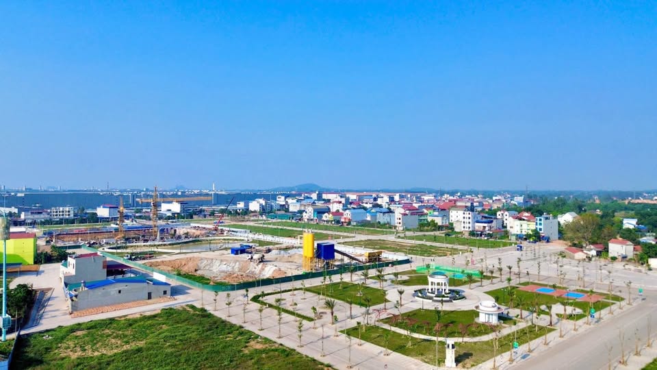 Đất nền ngay cạnh KCN Sam SUng giá tốt vị trí đẹp liên hệ ngay để chọn lô. - Ảnh 1