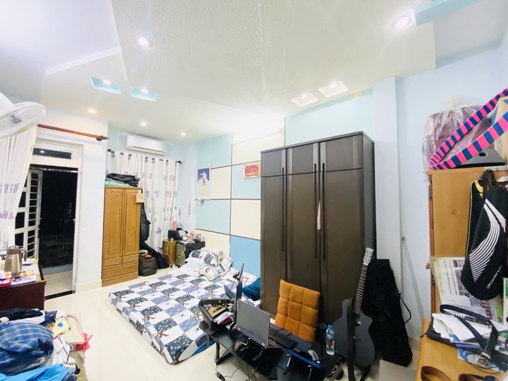 Bán nhà Nguyễn Văn Nghi Gò Vấp – 3 tầng, 4 phòng ngủ, hẻm xe hơi – diện tích 85m², giá 12 tỷ - Ảnh 3