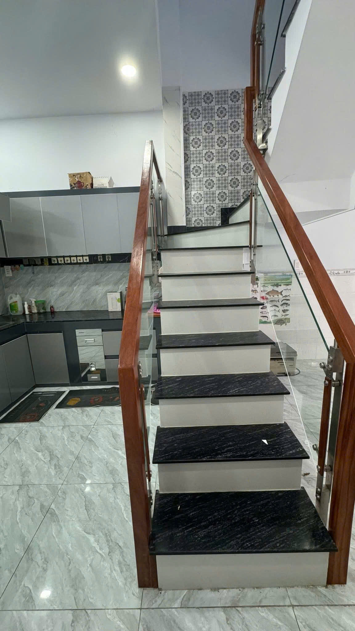 Nhà 2 Tầng  đẹp Lê Văn Khương Quận 12  –  Xe  hơi tới cửa – SHR - Ảnh 1