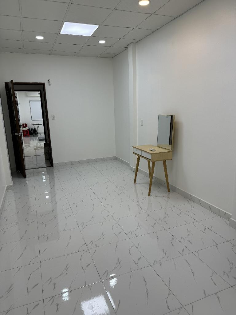 GIẢM CHÀO 200TR, Nhà 2 Tầng DT 55m2, P21 Bình Thạnh, chỉ còn 5.2 tỷ - Ảnh chính