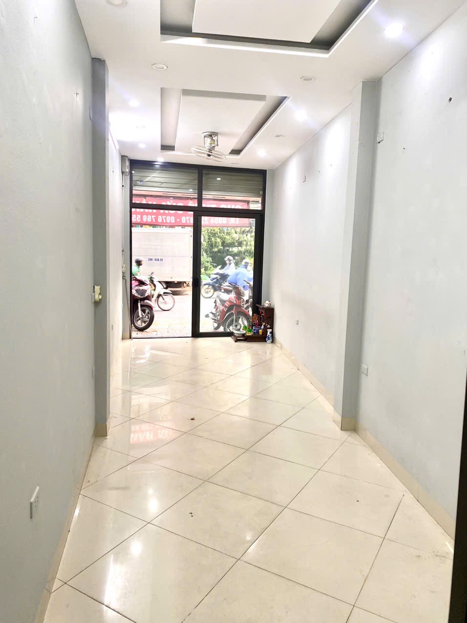 CHO THUÊ CỬA HÀNG MẶT PHỐ HOÀNG HOA THÁM - Ảnh 4