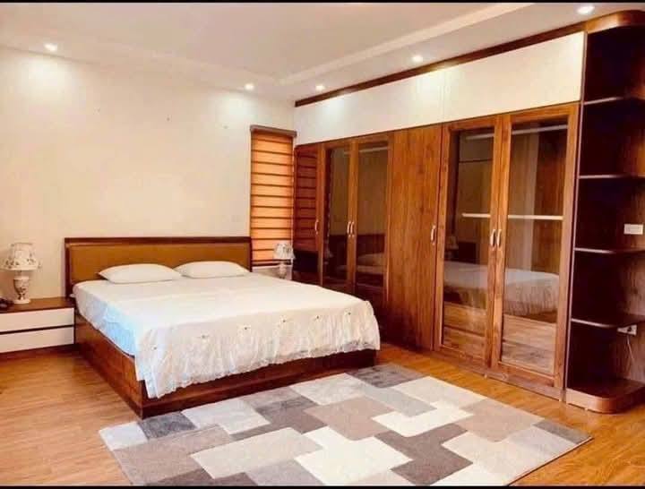 Bán nhà phân lô khu Văn Cao Ba Đình, ô tô vào nhà, 46m MT 4.6m chỉ 16.2 tỷ - Ảnh 2