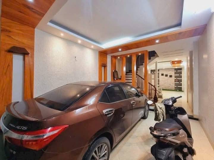 Bán nhà phân lô khu Văn Cao Ba Đình, ô tô vào nhà, 46m MT 4.6m chỉ 16.2 tỷ - Ảnh chính
