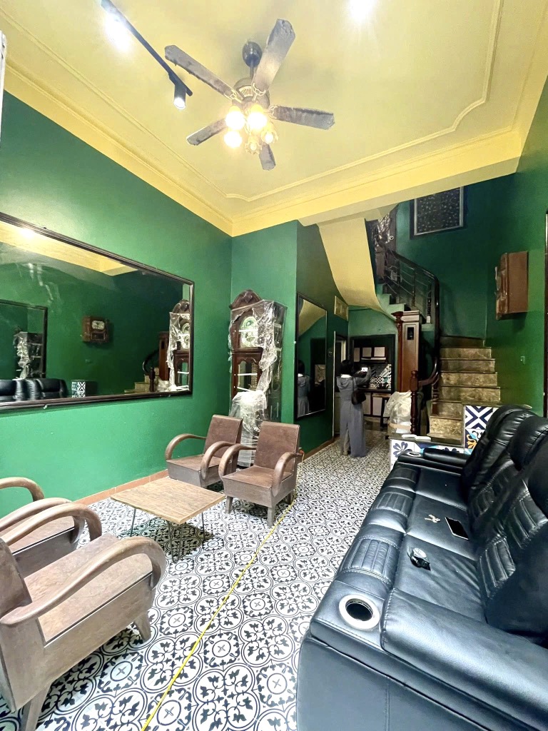 Bán nhà phố Nguyễn Công Hoan, nhà đẹp ở ngay, diện tích rộng, giá cực rẻ - Ảnh chính