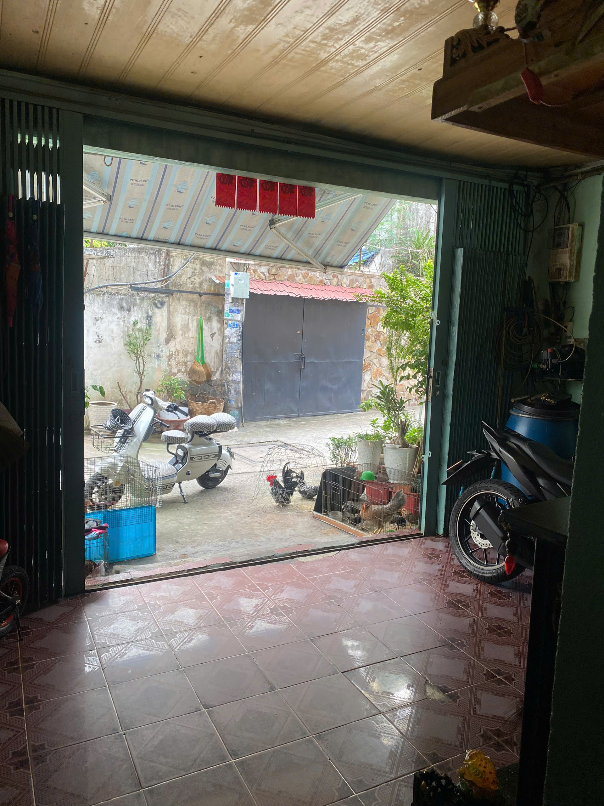 BÁN NHÀ CẤP 4 TẠI 201/1/2 ĐỘI CUNG F9Q11, DT 32M2, SẴN SHR, CHỈ 4.9 TỶ TL. LH: 0906867649. - Ảnh chính