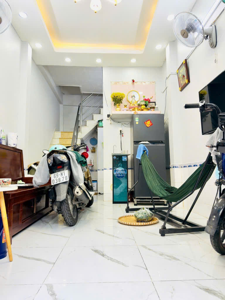 Nhà 2 tầng đúc kiên cố ngang 3,2 x 9m P15Q8 giá nhỉn 3 tỉ - Ảnh 3