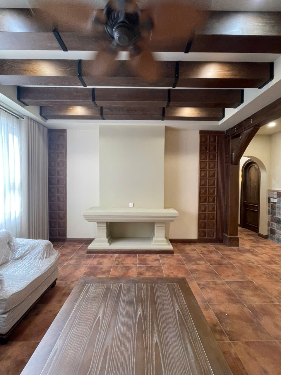 Bán căn 161m2 full NT hoàng gia toà Diamond Residence 25 Lê Văn Lương - Ảnh 1